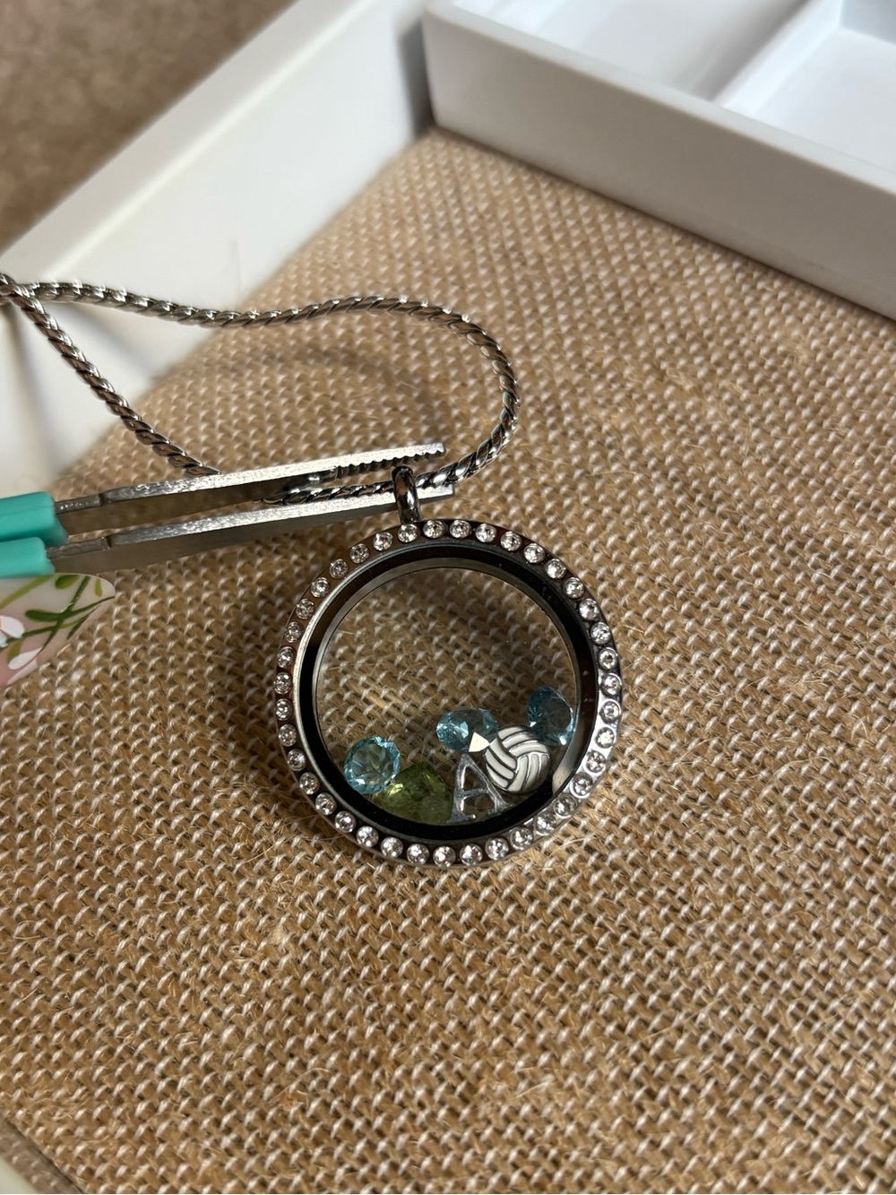 Custom Origami Owl Locket - Picture 4 of 16